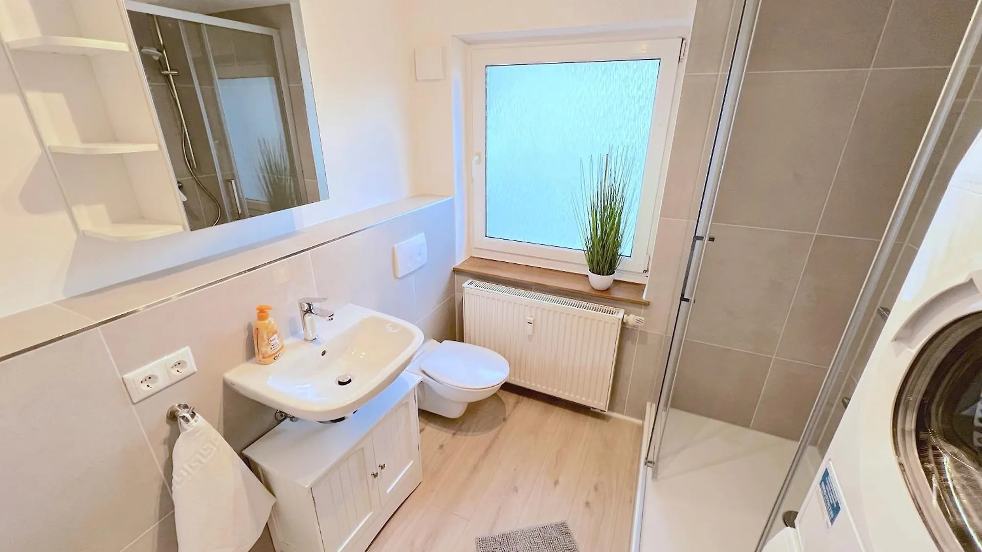 III Apartment Fuer Bis Zu 6 Personen, 94431 Grosskoellnbach Pilsting